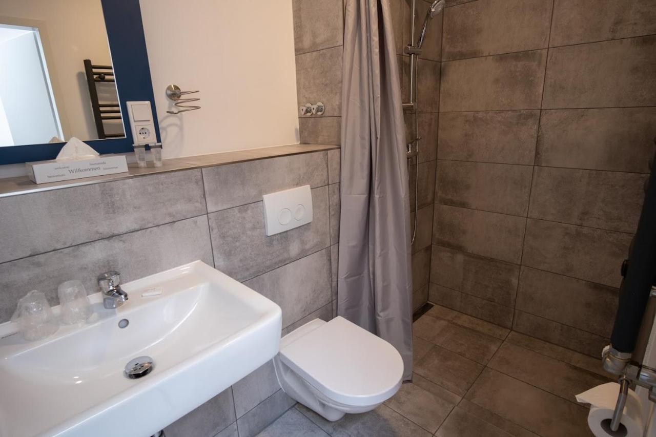 Hotel A24 bei Hamburg Glinde  Bagian luar foto